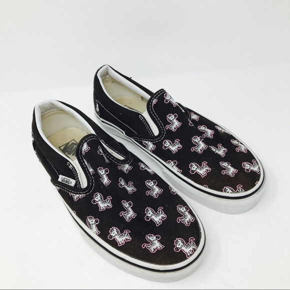 vans zebra slip on